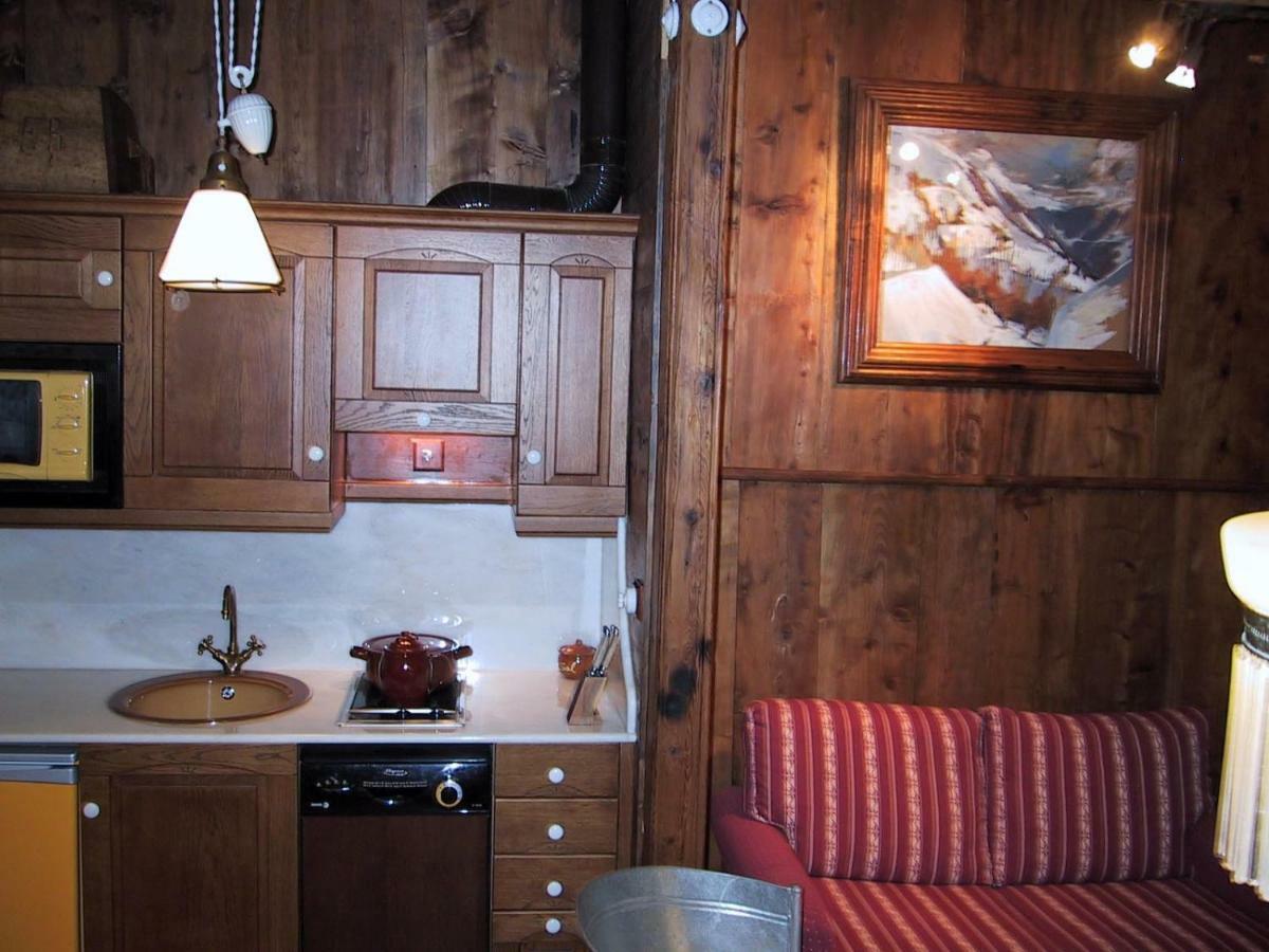 La Llupia Villa Isavarre Екстериор снимка